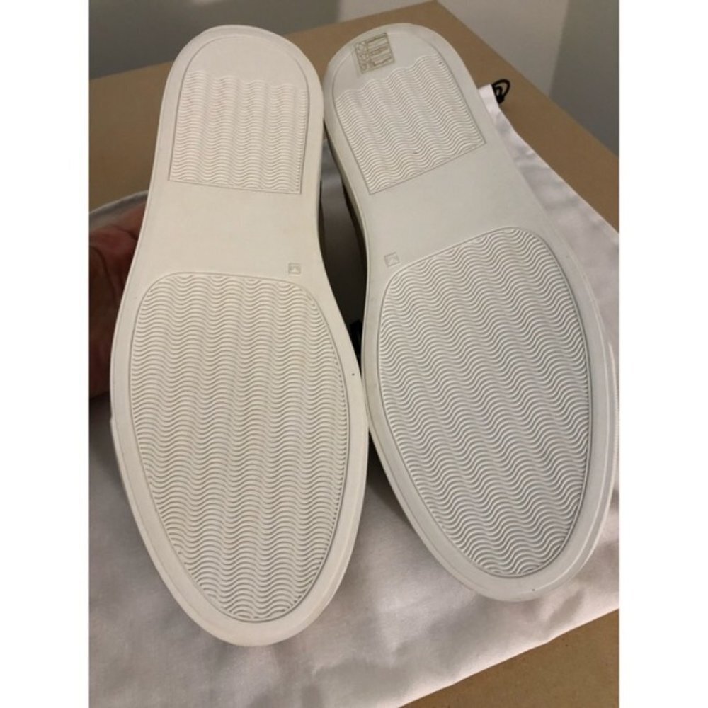 Unisex MM6 Maison Margiela embossed lowtop sneaker - Picture 5 of 12
